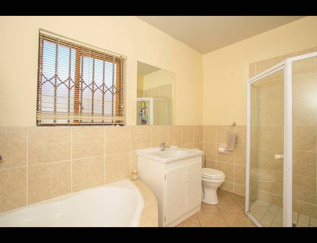 3 BEDROOM APARTMENT FOR SALE IN BROADACRES